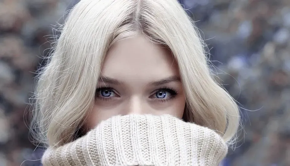Snap on smile veneers : složení pouze přírodní složky.